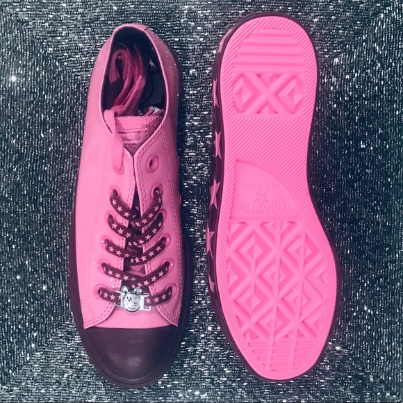 NEW Converse X Miley Cyrus Chuck Taylor All Star